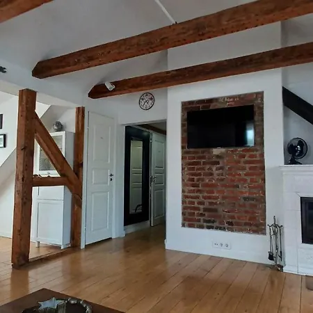 Cozy And Stylish In 1877 Historical House 아파트 *