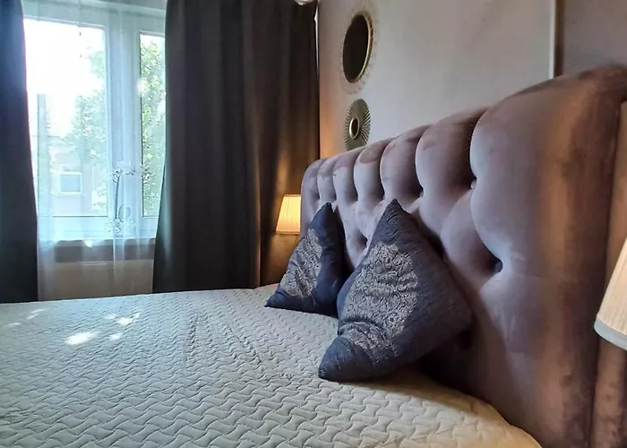 Cozy And Stylish In 1877 Historical House Appartement *